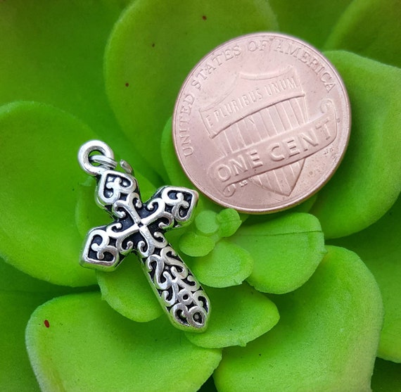 Silver cross charm pendant, gothic antique silver cross Christian Catholic faith jewelry charms, religious jewelry gift, silver celtic cross