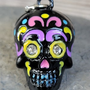 Clip on sugar skull pendant for necklaces, tiny black skull w lobster clasp, day of the dead jewelry, sugar skull charm, halloween jewelry