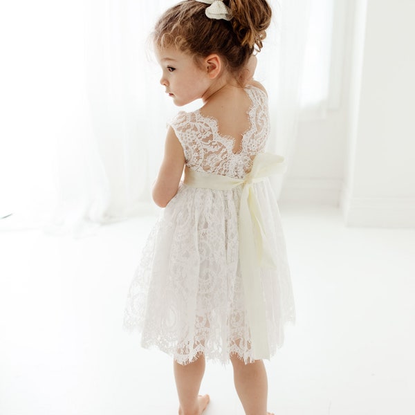 Robe de fille à fleurs blanches Boho, robe de mariée en tulle rustique, Will You Be My Flower Girl Proposition, robes Boho