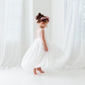 Robe de fille à fleurs en dentelle Boho, robe de mariée en tulle blanc, robe de mariée de plage, robes boho rustiques