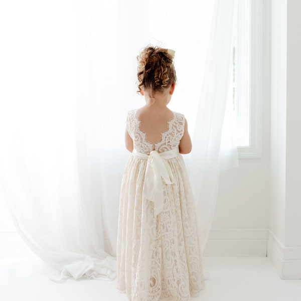 Boho Lace Flower Girl Dress, Cream Tulle Wedding Dress for Girls, Beach Rustic Bohemian Junior Bridesmaid Gown