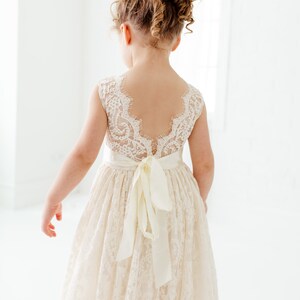 Boho Lace Flower Girl Dress, Cream Tulle Wedding Dress for Girls, Beach Rustic Bohemian Junior Bridesmaid Gown image 2