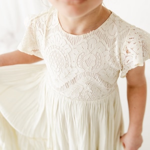 Boho ivoor kant bloemenmeisje jurk, rustieke trouwjurk, zul je mijn bloemenmeisje voorstel zijn, baby Boho jurken