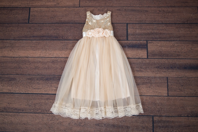 Bloemenmeisjesjurk champagnetule, baljurk gouden pailletten, boho-bruiloft, hoofdband afbeelding 4