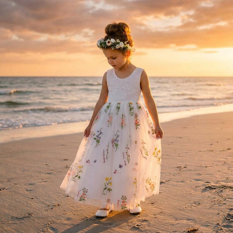 Vestido bohemio blanco para niña de las flores, con encaje y tul, estilo rústico vintage con flores para niña, atuendo de princesa para boda. imagen 10