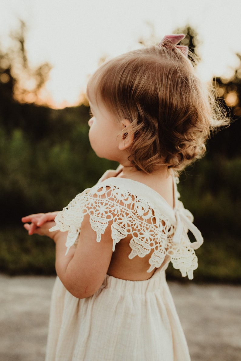 Boho Lace Flower Girl Dress, Lace Flower Girl Dresses, Bohemian Beach Wedding, Ivory Linen Dress 