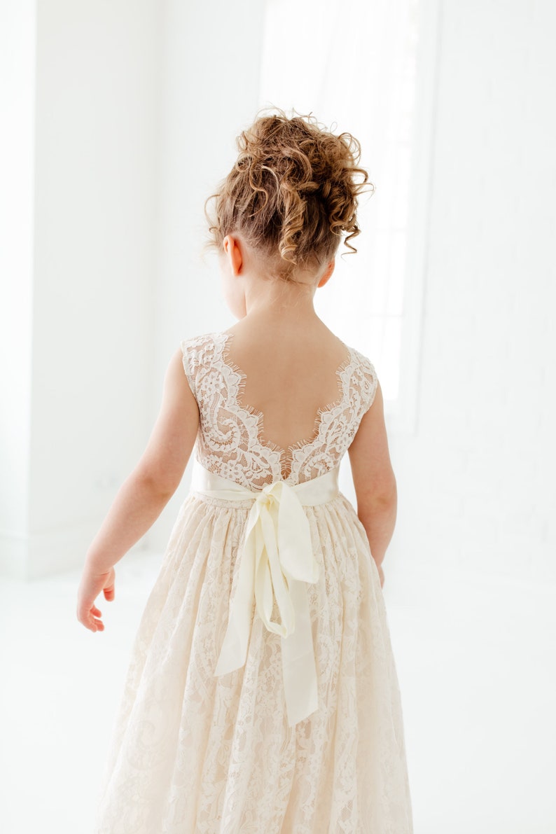 Boho Lace Flower Girl Dress, Cream Tulle Wedding Dress for Girls, Beach Rustic Bohemian Junior Bridesmaid Gown image 2