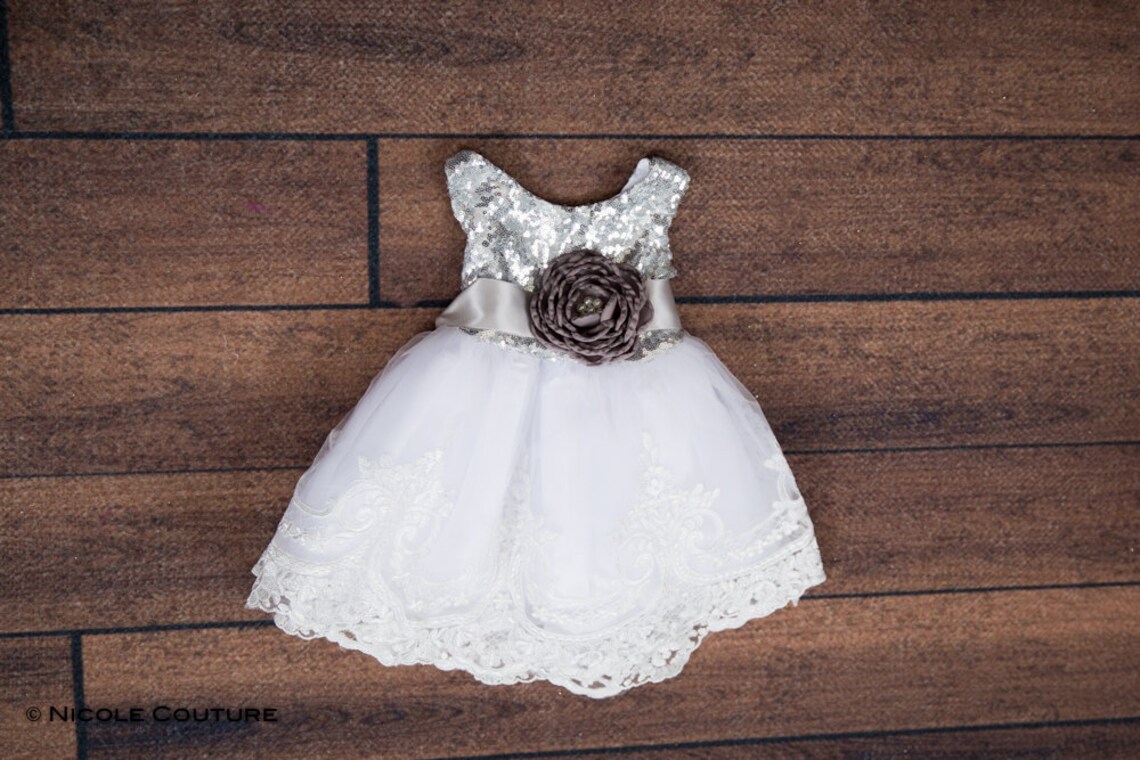 Victorian Floral Lace Flower Girl Dresses Silver