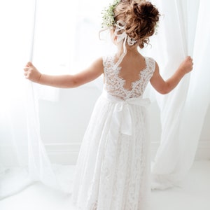 White Boho Flower Girl Dress with Tulle, Rustic Wedding Girl Dress, Bohemian Junior Bridesmaid Dress, Flower Girl Proposal Outfit image 8