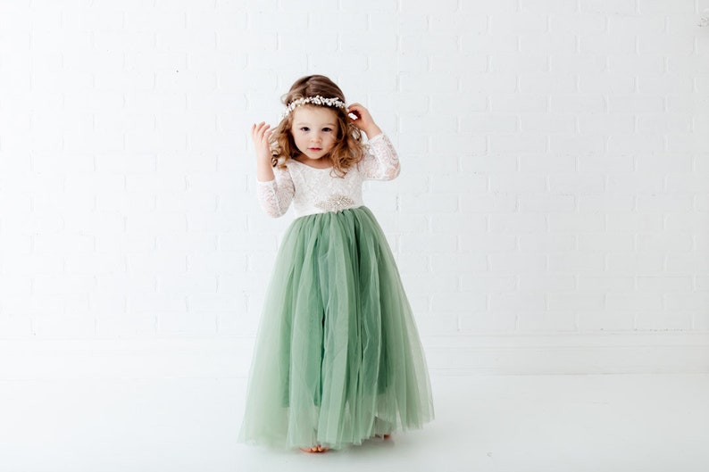 Dusty Sage Mint Green Long Sleeve Wedding Gown Boho Chic Beach Fern Eucalyptus Seagrass Floor Length White Lace Flower Girl Dress
