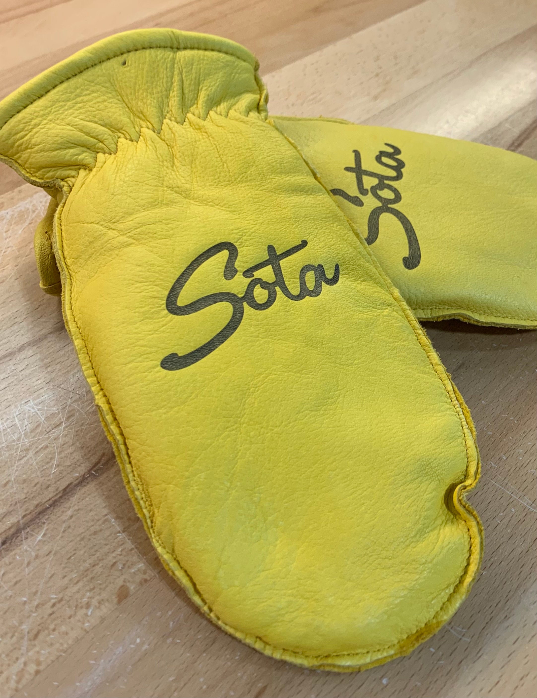 Classic Minnesota Leather Chopper Mittens | Sota Logo Choppers