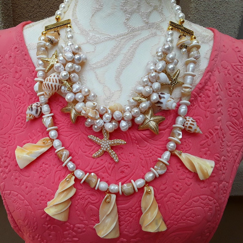 Special Gift for Her Unique Summer Collar Chunky Pearl and Shell Multi-Strand Statement Necklace