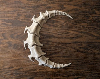 Spine Crescent Wall Art: Bone White Gothic Moon Decor