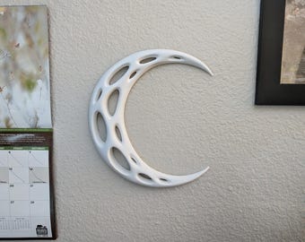 Crescent Moon Wall Sculpture: White Celestial Home Decor