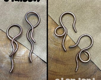Copper Worms for Stretched Lobes