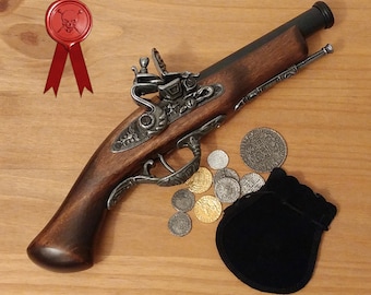 18th century Replica Flintlock Pirate Style Pistol Gun Gold Color Metal Fittings Cosplay Display Prop