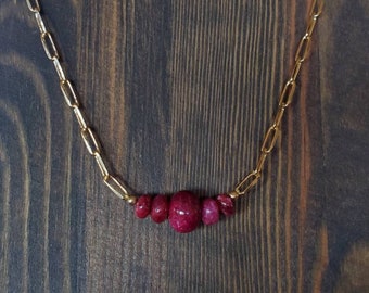 Collar Rico Ruby Rondelle
