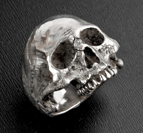 Solid silver skull ring discount