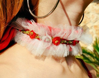 ruffle red collar , lace res silk choker, wedding lace collar, silk velvet collar, women white collar, statement necklace