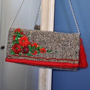 embroidered clutch, hand embroidered, wool tweed clutch, tweed flowers clutch, jewel tweed clutch, crossbody clutch, shoulder chain bag