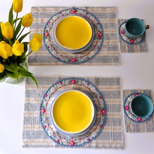 set 2 placemats, hand embroidered, collectible placemat,  brazilian embroidery, unique gift napkin, decorative napkin, flowers knit napkin