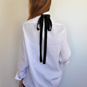 Viktoriansk jabot handbroderad med spets och avtagbar krage bild 3