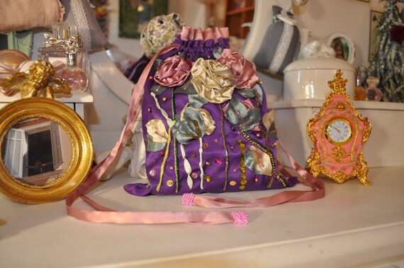 Petit Sac De Soirée NEXT Rose/violet Satin - Longue Sangle, Perles, Occasion