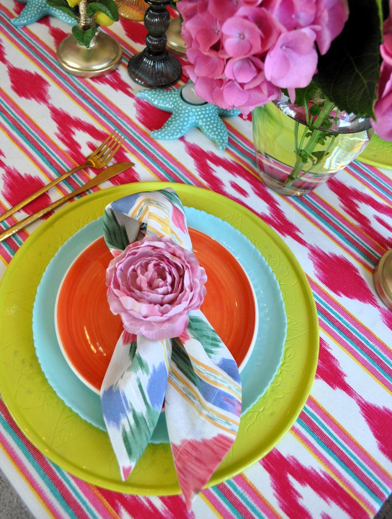 Nappe majorquine en tissu traditionnel majorquin, 198 x 242 cm, ikat rose à volants, décor méditerranéen image 18