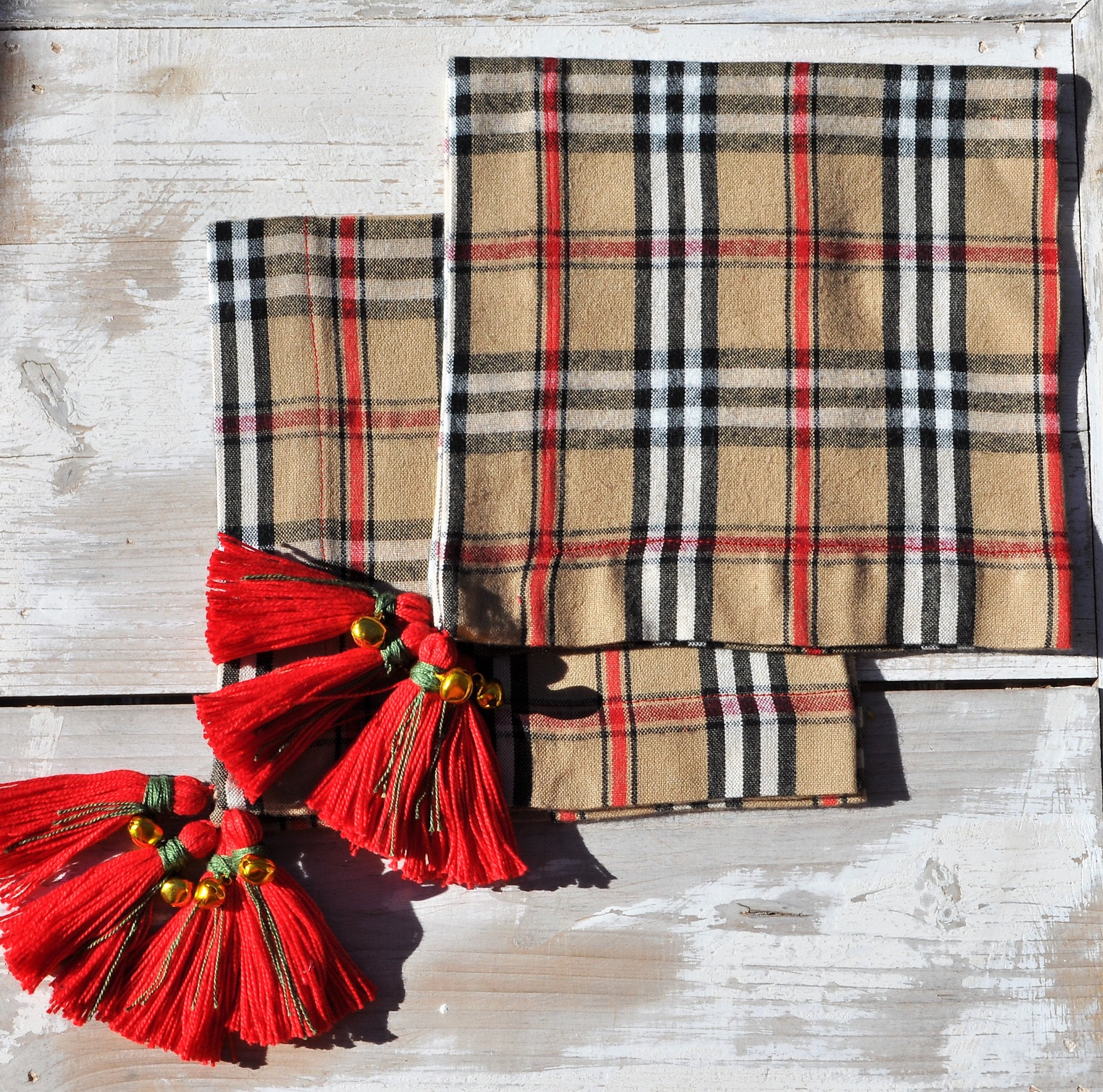 Set 2 Plaid Napkins 2 Christmas Napkins 2 Red Tassel Etsy