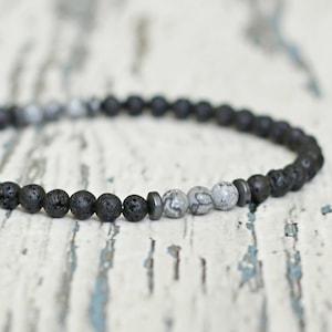 Bracelet minimaliste en perles pour homme, petites perles de 4 mm, lave noire, bracelet simple, cadeau unique pour homme, bracelet extensible, pierres pour homme