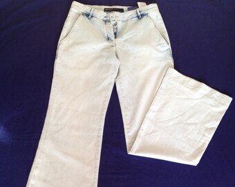 Spedizione GRATUITA!!! Jeans da donna MISS SIXTY Deadstock svasati Bootcut a vita bassa bianchi/blu, mai indossati, con etichette. Taglia 24 26 28 30 31