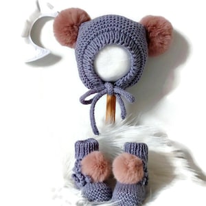 Purple crush set double pompoms faux fur pinks and coordinated slippers in merino size 3.6 months hand-knitted