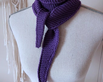 Echarpe foulard tricotée main en laine écologique douce coloris violet