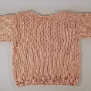 Ensemble vintage bébé 0-3 mois tricoté main dans un coton doux rose peau image 3