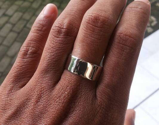Tamaño W-Para hombre altamente pulido anillo de banda de cúpula de plata de 10mm de ancho 