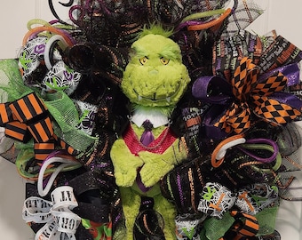 Grinch Count Dracula Halloween Wreath