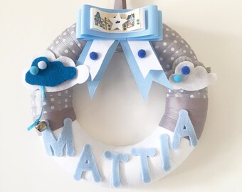 baby shower personalized wreath little clouds, with baby name and, gray, light blue and white color with felt little clouds and pompon