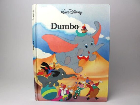 Книга уолт дисней. Дамбо книга. Книга Дамбо по Диснею. Книжка с наклейками Дамбо. Палетка Disney Classic Дамбо.