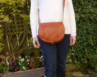 Handmade Leather Saddle Handbag