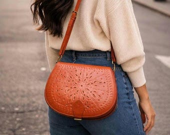 Handmade Real Leather Saddle Handbag Vintage Style Cutwork in Tan