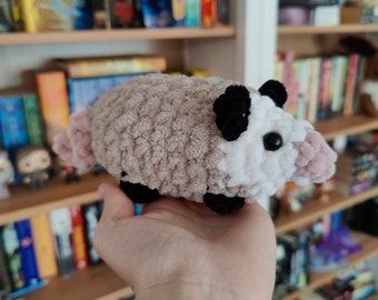 Crochet Opossum Plushie, Mini Opossum Amigurumi Crochet Blanket Yarn Plushie