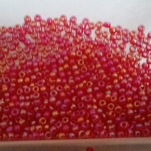 20gs Size 8/0 Miyuki Seed Beads Col No 254 - Red Transparent with Rainbow
