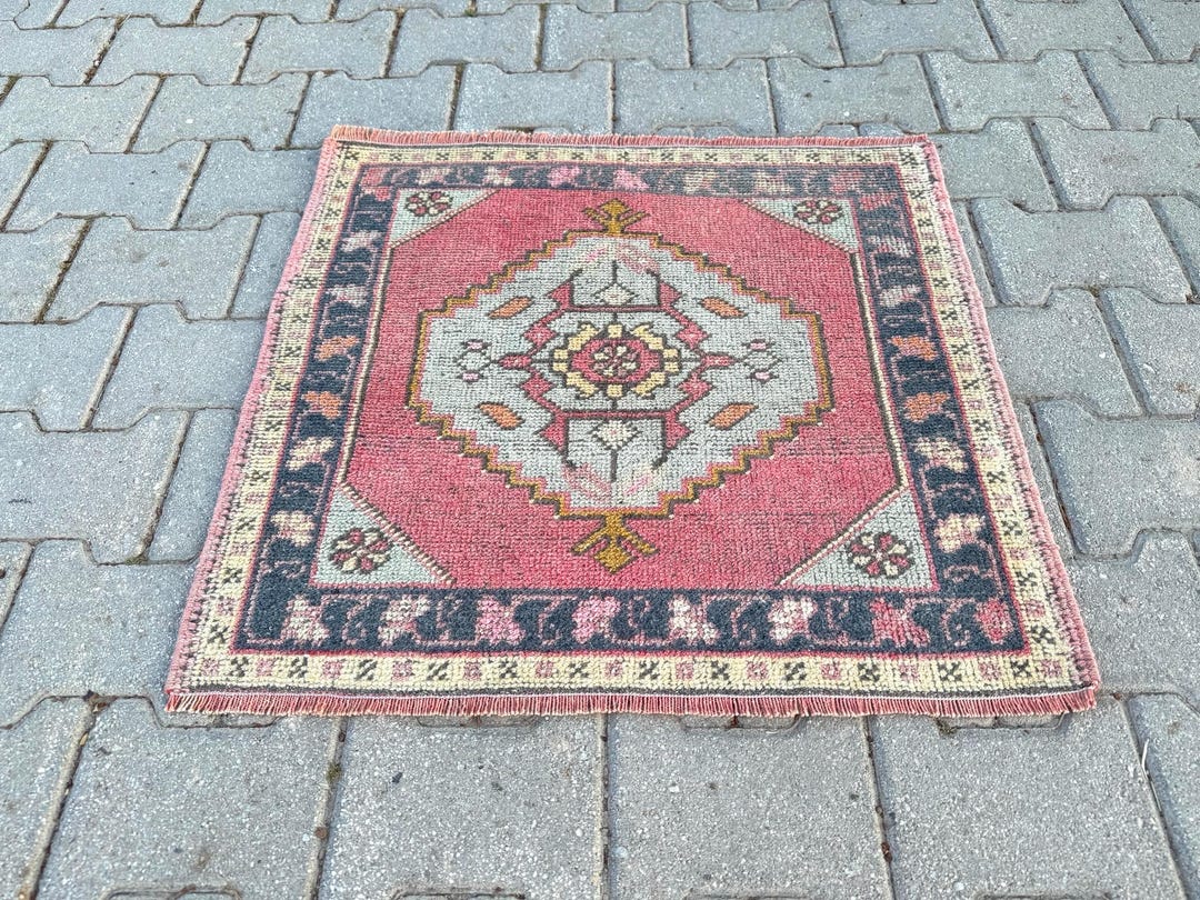 2nd Rug 2x2 Antique Oushak Rug, Square 2x2 Rug, Handmade Farmhouse Decor 2x2 ...