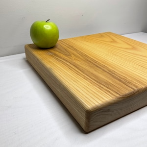 Ash Cutting Board With Tray Small 12x16 – YOHO