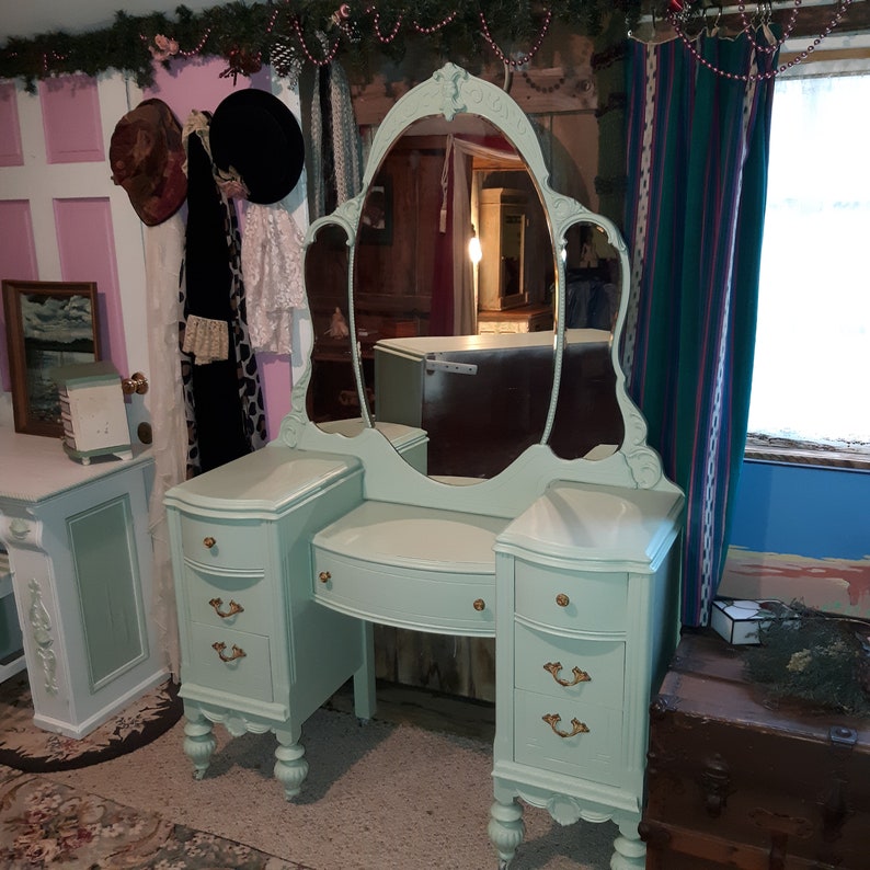 Exquisite Antique Victorian Vanity Part of 6 Piece Bedroom Set | Etsy