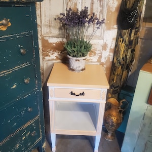 Antique Vintage Drexel Night Stand With Drawer & Large Cubby Gorgeous Detailing and Lines Light Peach and White Exact Age Unknown