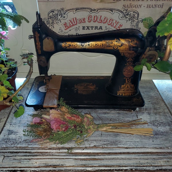 Antique Singer Sewing Machine & Attachments Box Sold With/Without the Base Gorgeous Art Prop Base Being Sold Separately Due To Shipping Cost