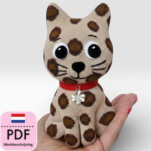 Sock cat sewing pattern DIY work description cat cuddly toy step by step sewing beginners manual creative craft pdf Dutch