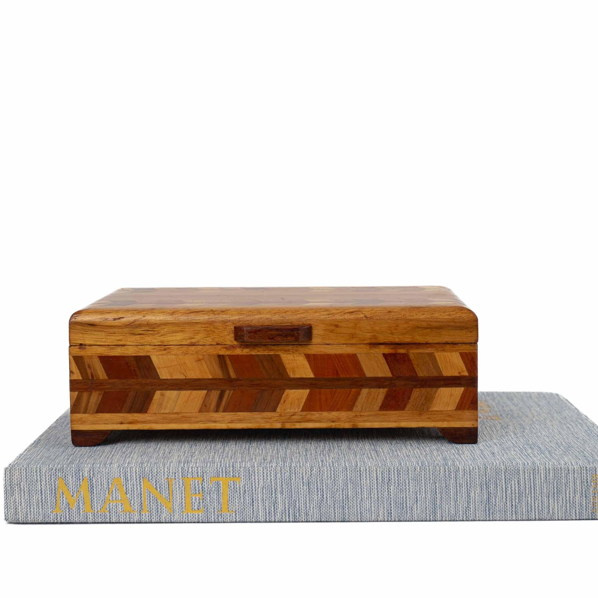 木製ラック・ウッドラック Herringbone Wood Box Vintage Wooden Vintage Wood Marquetry Jewelry Box With Herringbone Inlay Pattern