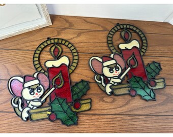 Vintage Stained 10" Sun Catcher Christmas Mouse Holly Wreath Candle Plastic